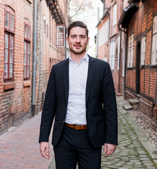 Finanzberater Jonas Georg
